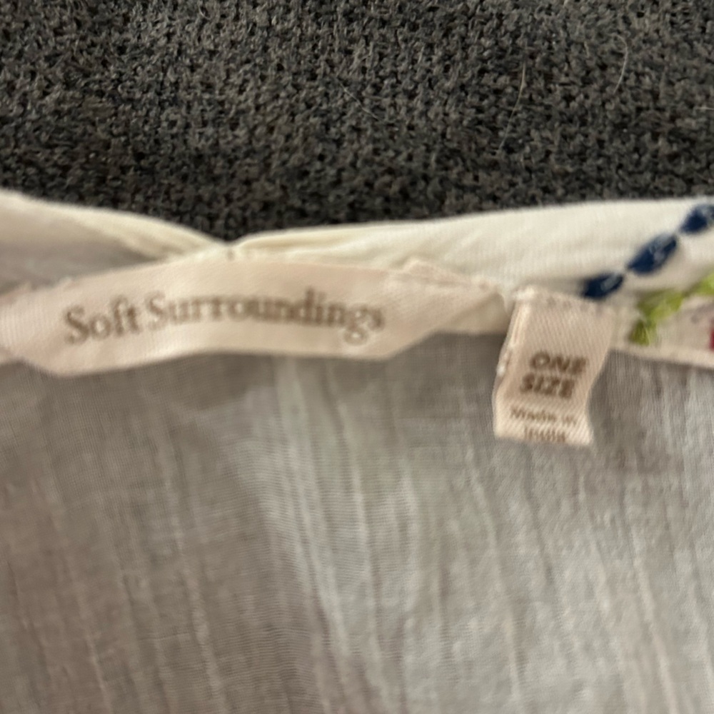 Soft Surroundings White Kimono with Embroidered Details - Picture 2 of 3
